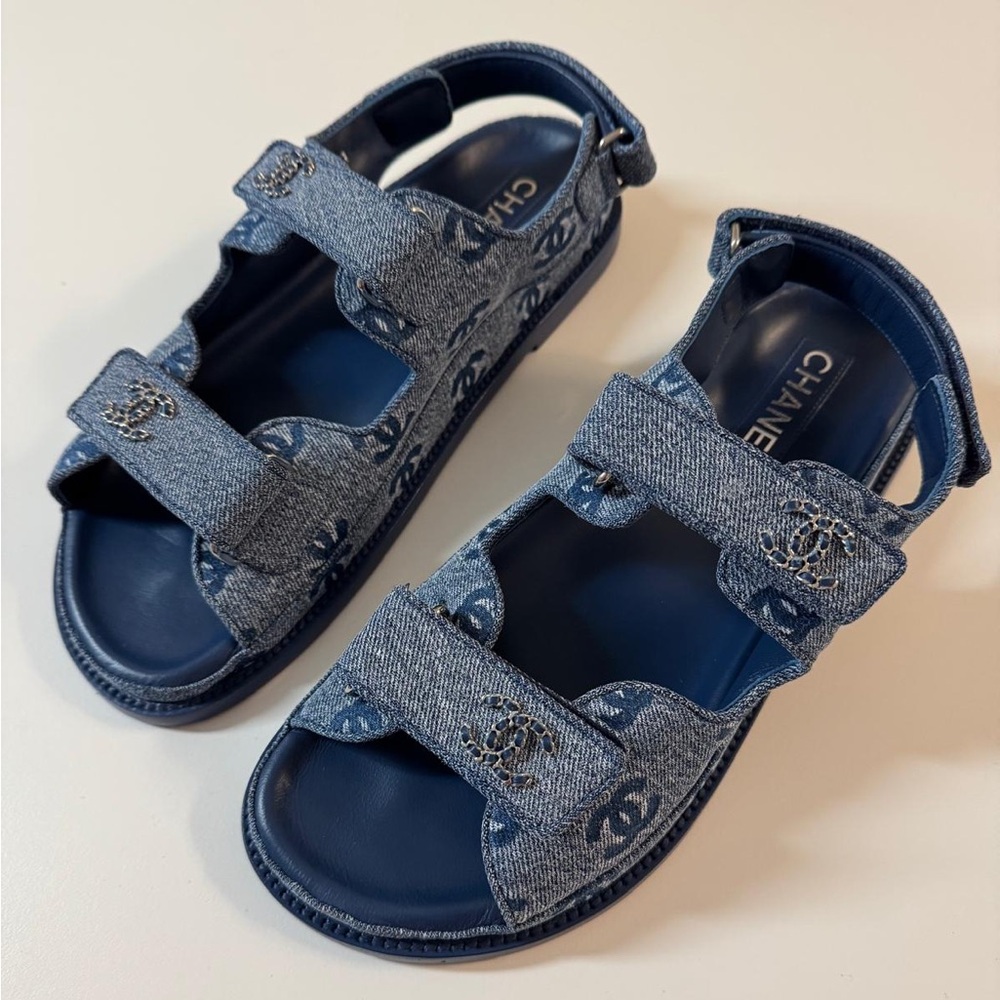 CHANEL 25P 2025 BLUE DENIM DAD QUILTED CC LOGO SLIDE SANDALS SANDAL SHOES 38.5
